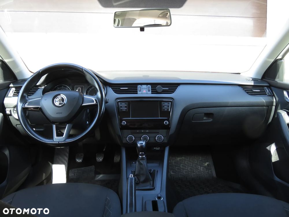 Skoda Octavia 1.4 TSI Active - 8