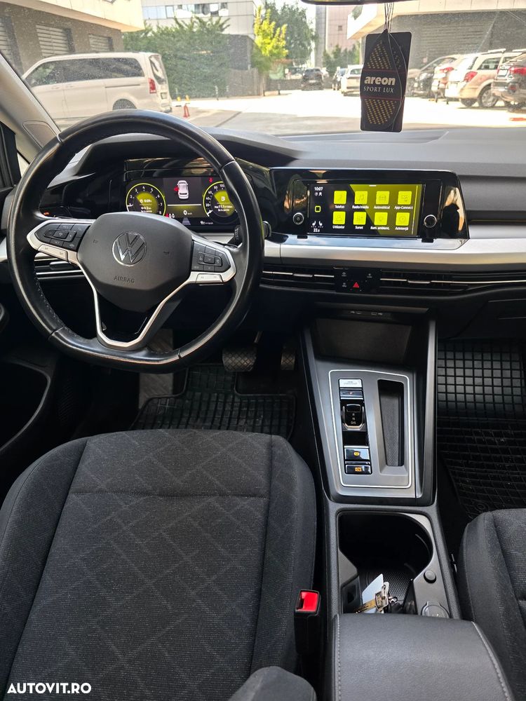 Volkswagen Golf 1.5 eTSI ACT DSG MHEV Life - 21