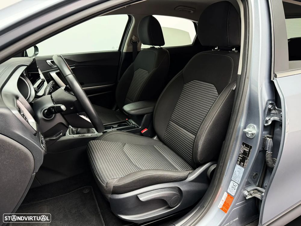 Kia XCeed 1.0 T-GDI Dynamic - 9