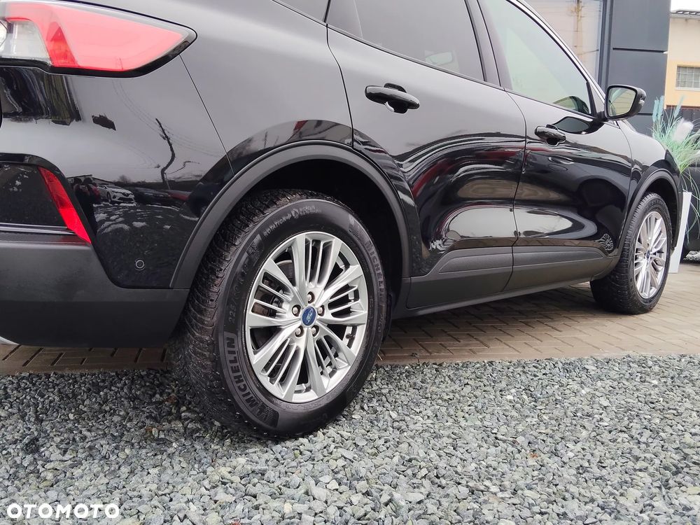 Ford Kuga 2.0 EcoBlue 4x4 TITANIUM X - 37