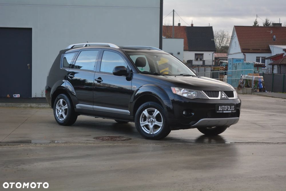 Mitsubishi Outlander - 8