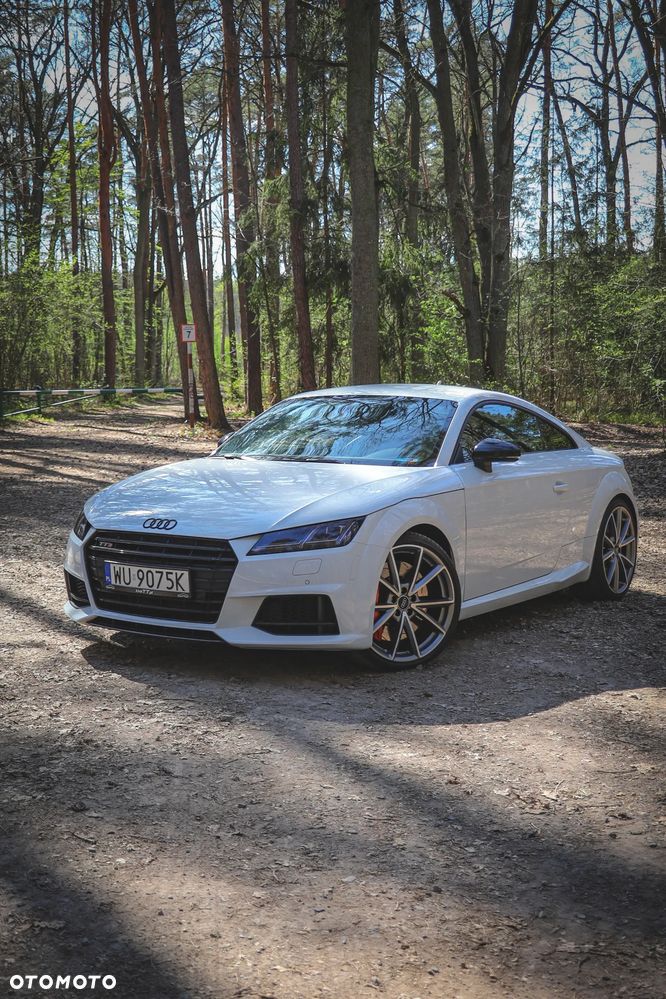 Audi TT S Coupé - 2
