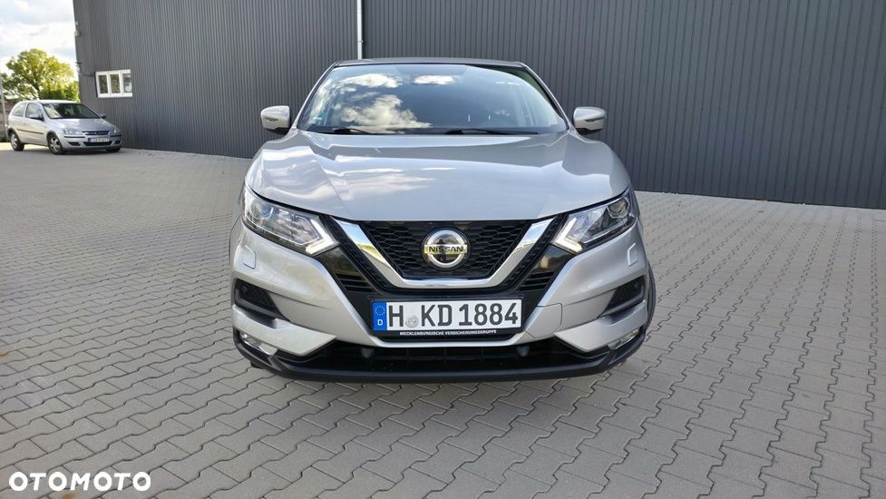 Nissan Qashqai 1.2 DIG-T N-Vision - 11