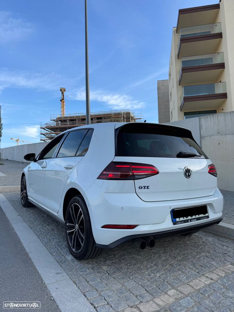 VW Golf 1.4 GTE Plug-In-Hybrid DSG - 4