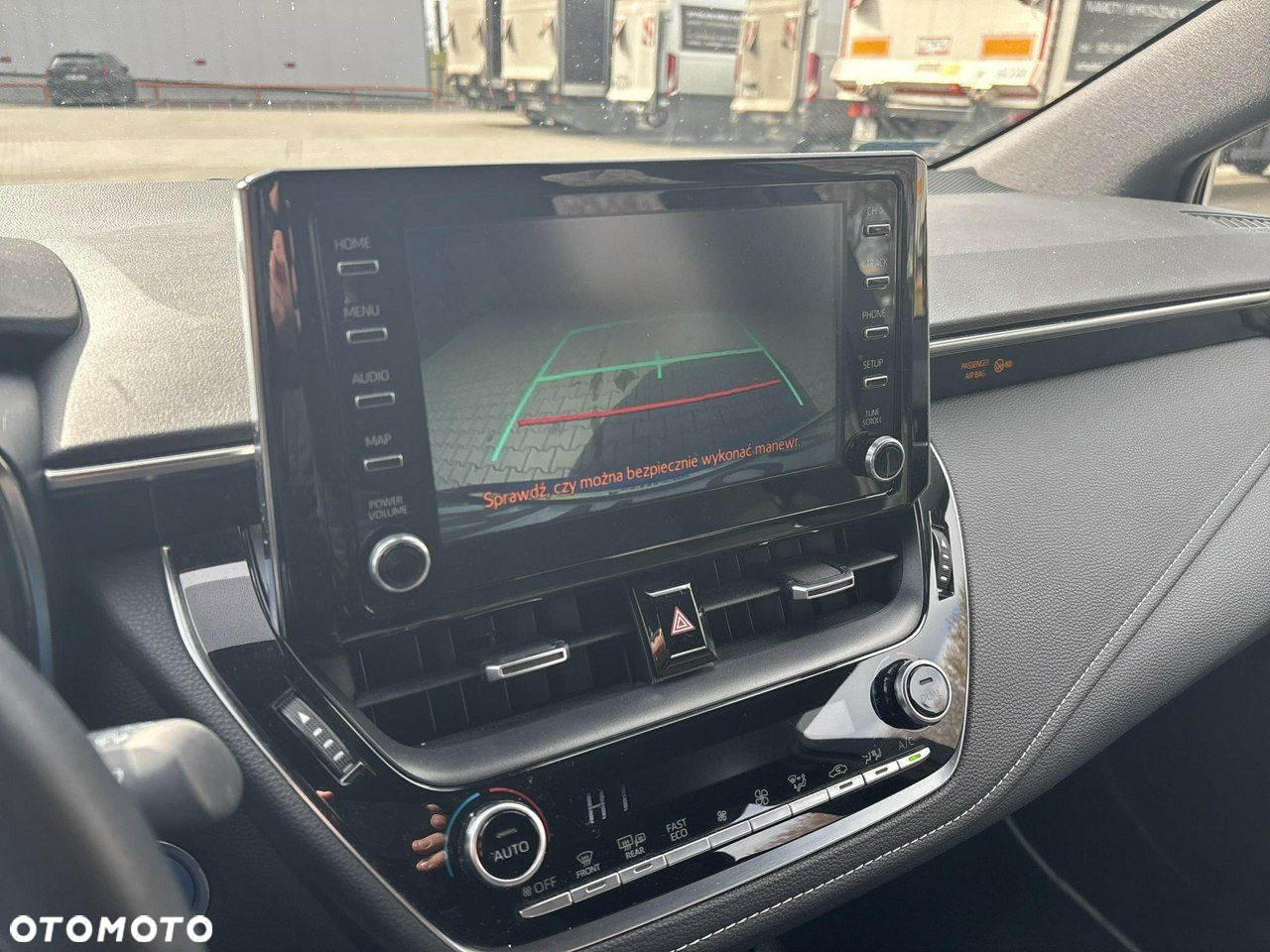 Toyota Corolla - 21