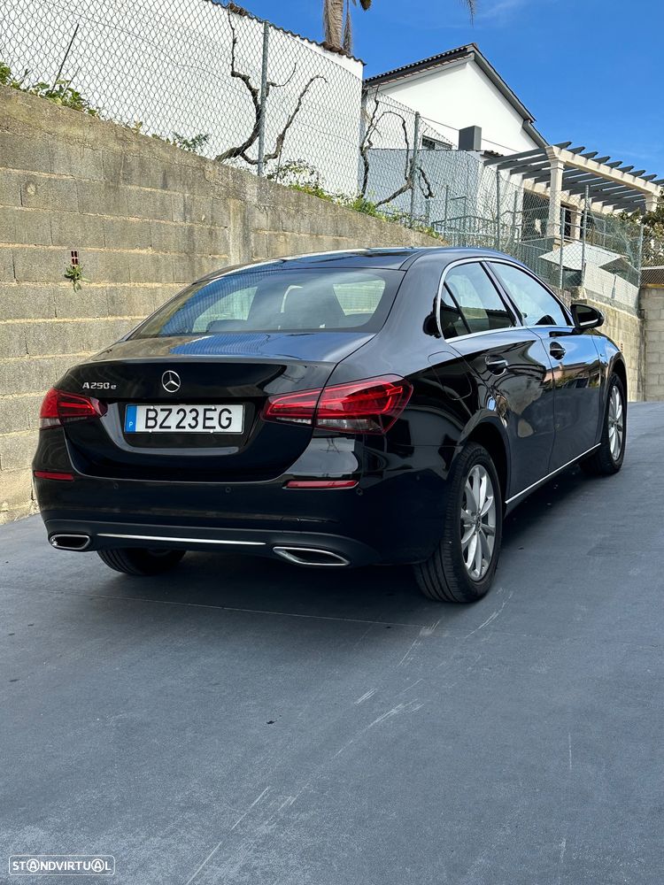 Mercedes-Benz A 250 Limousine e 8G-DCT Progressive - 5
