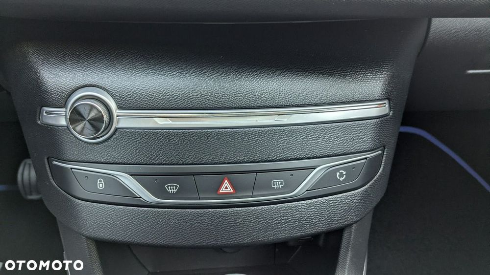 Peugeot 308 - 30
