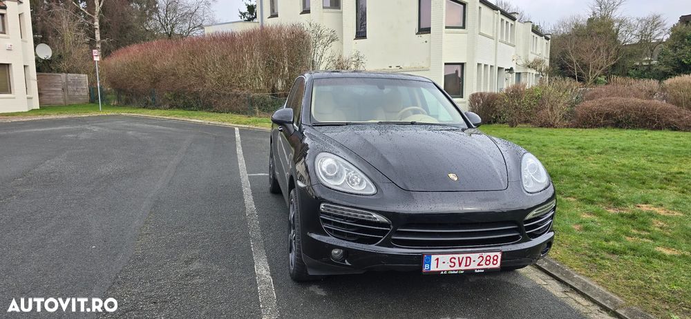 Porsche Cayenne Platinum Edition - 2