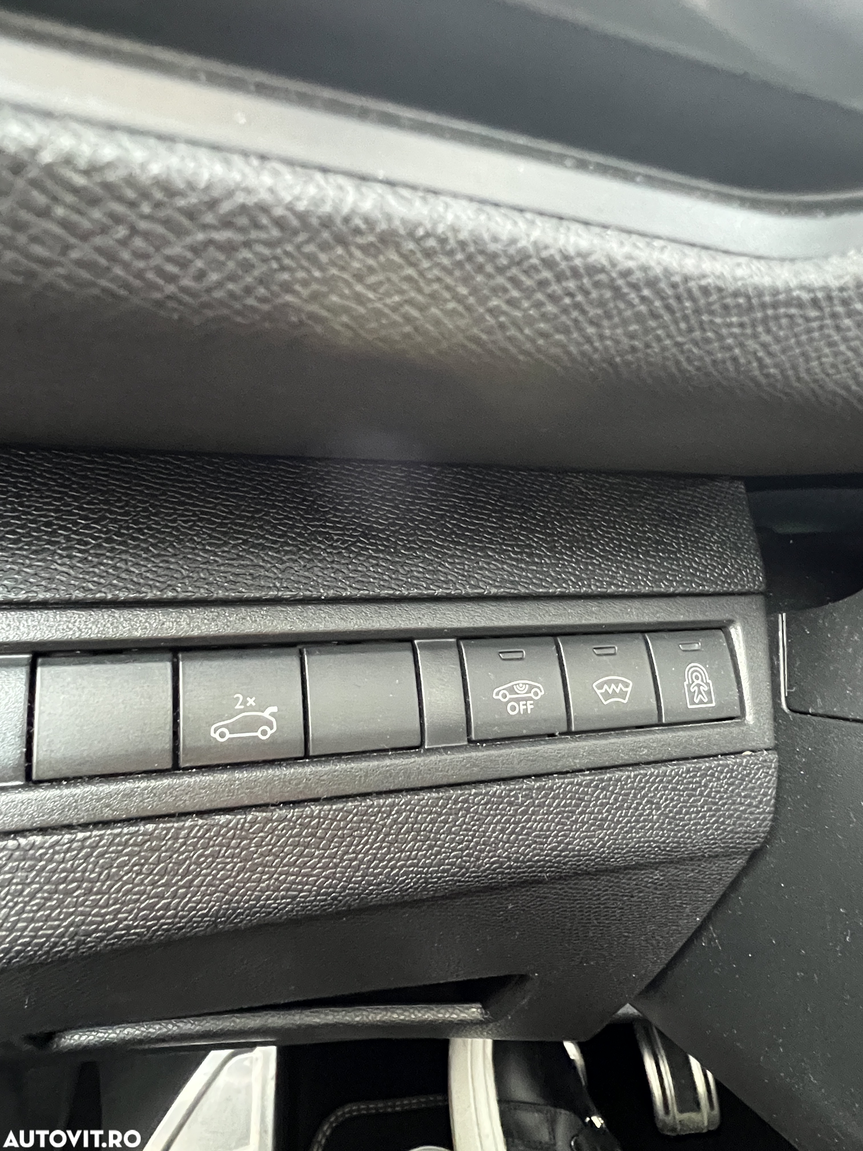 Peugeot 3008 BlueHDi 180 Stop & Start EAT8 GT - 16
