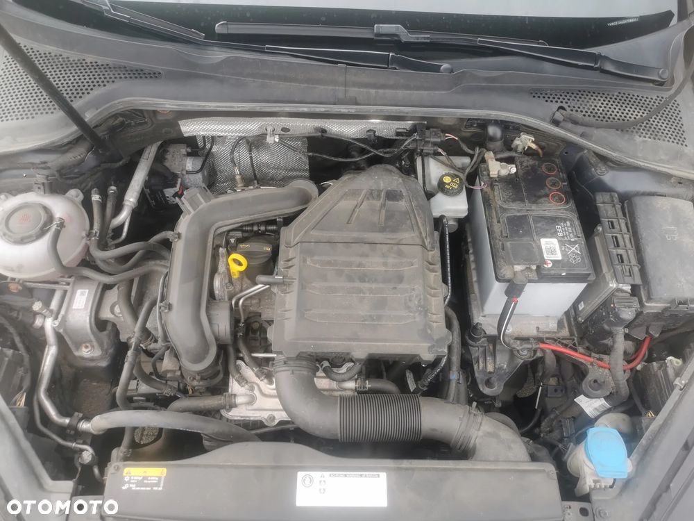 Volkswagen Golf 1.0 TSI IQ Drive - 35