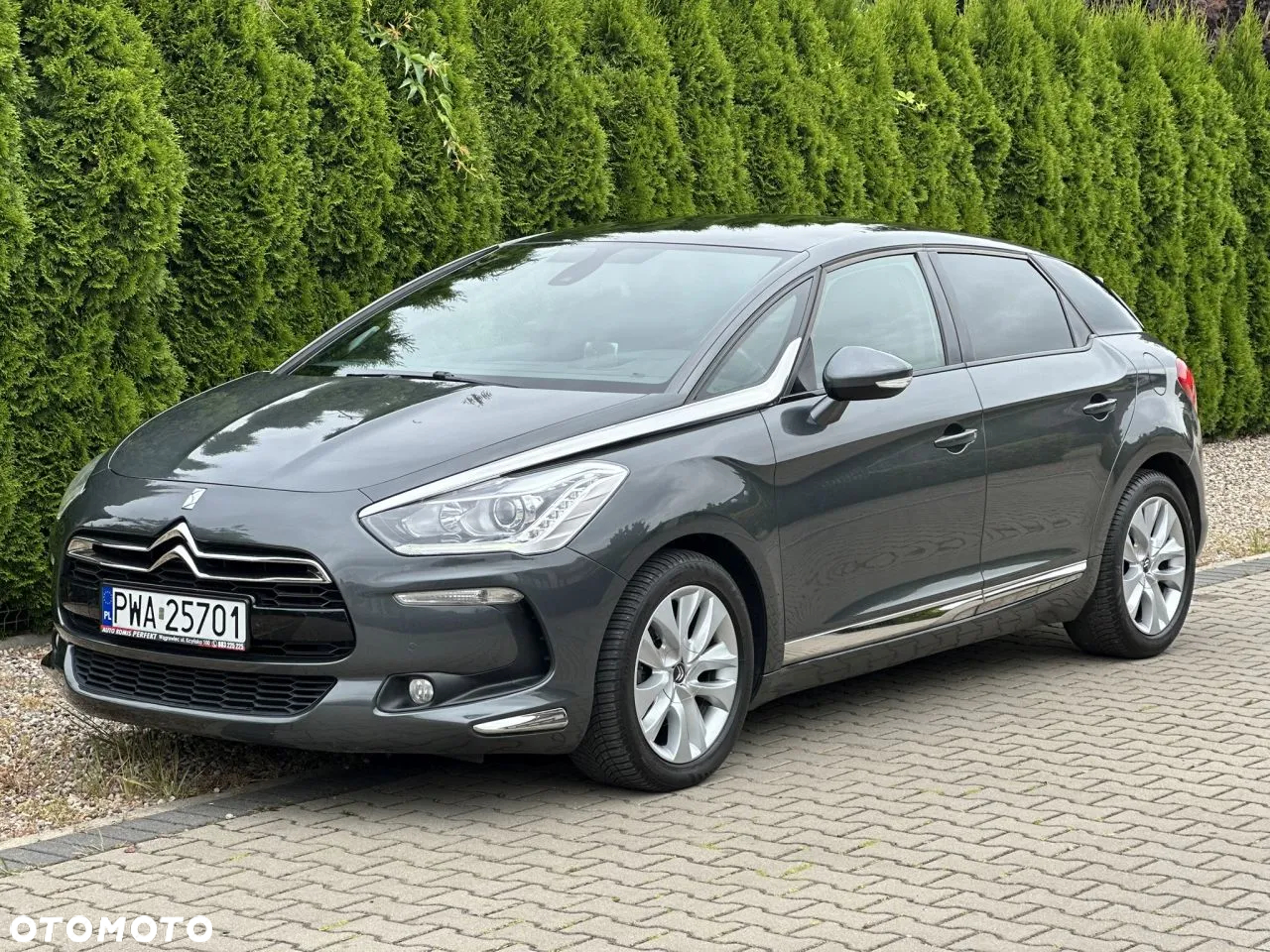 Citroën DS5 e-HDi 115 EGS6 Chic - 7