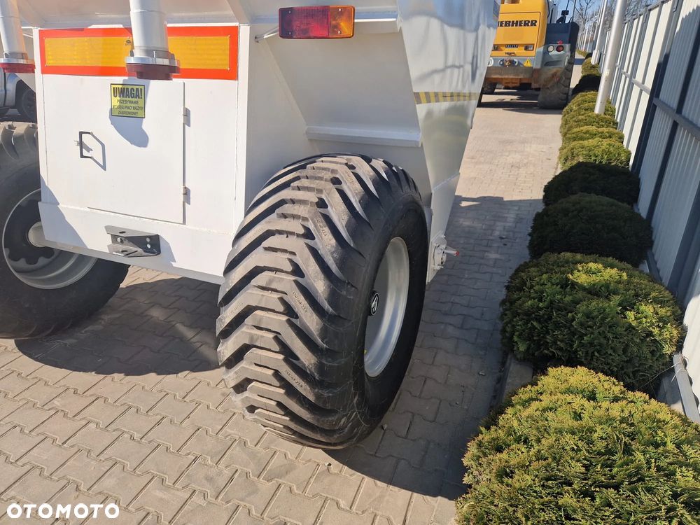 TOZAMET RS12000 * dostępny od ręki * rozsypywacz spoiw * - 3