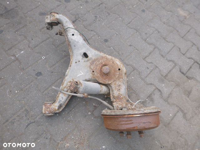 WAHACZ LEWY TYŁ LEWY TYLNY VOLKSWAGEN T4 - 2