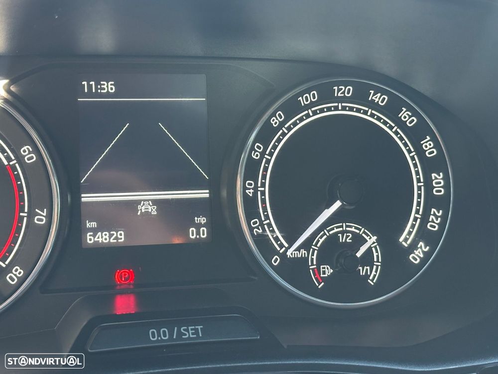 Skoda Fabia 1.0 MPI Ambition - 9