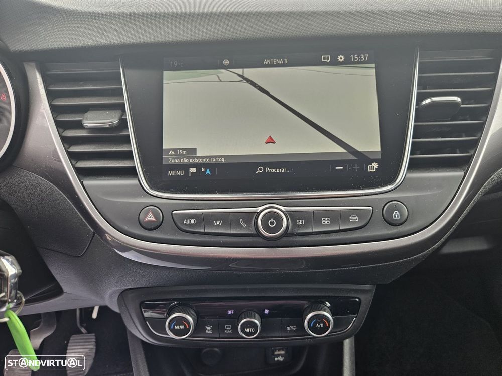 Opel Crossland X 1.2 T Innovation - 28