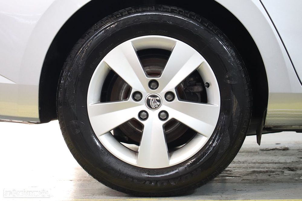 Skoda Superb Break 2.0 TDI Ambition - 5