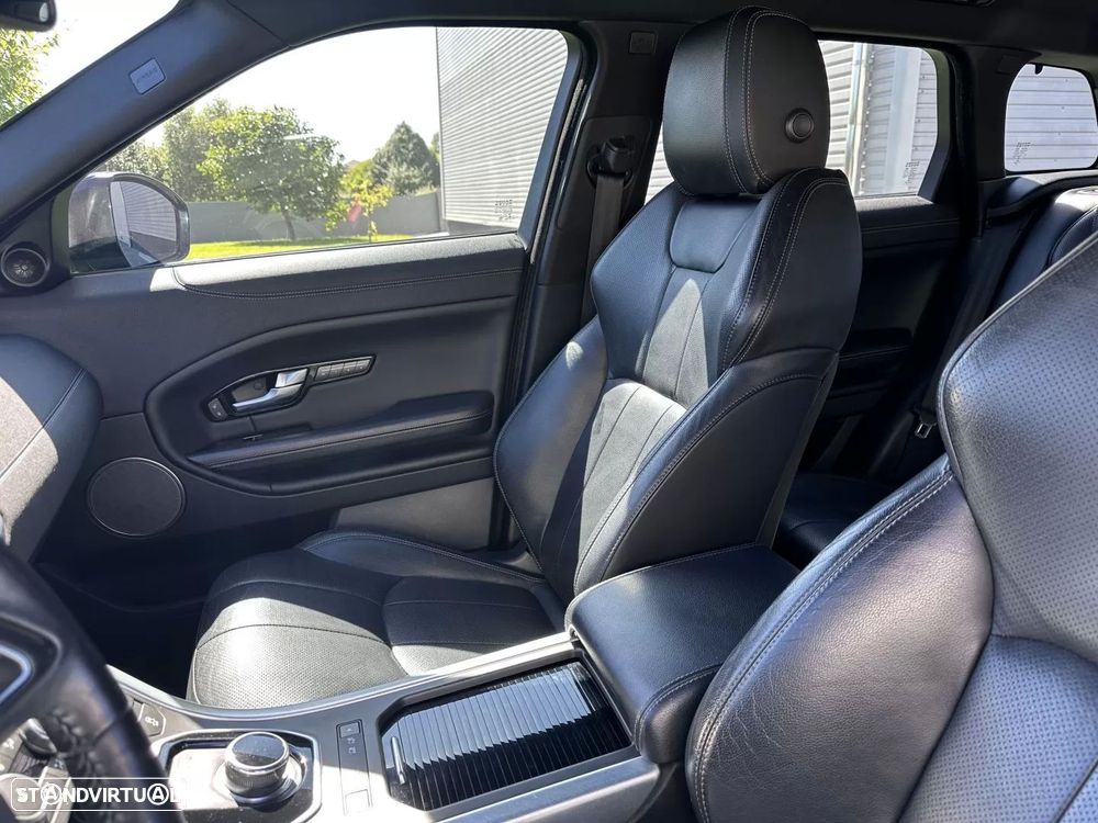Land Rover Range Rover Evoque 2.0 D150 AWD R-Dynamic Auto - 34