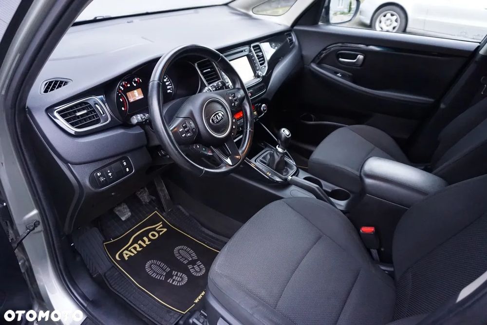 Kia Carens 1.7 CRDi XL 7os - 26