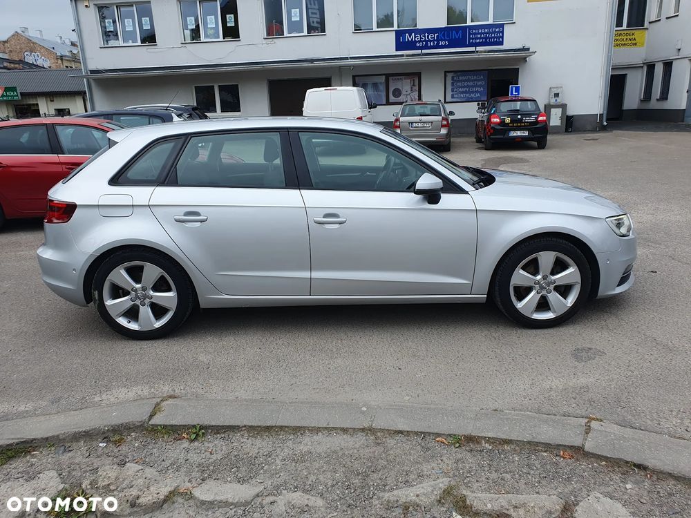 Audi A3 Sportback - 6
