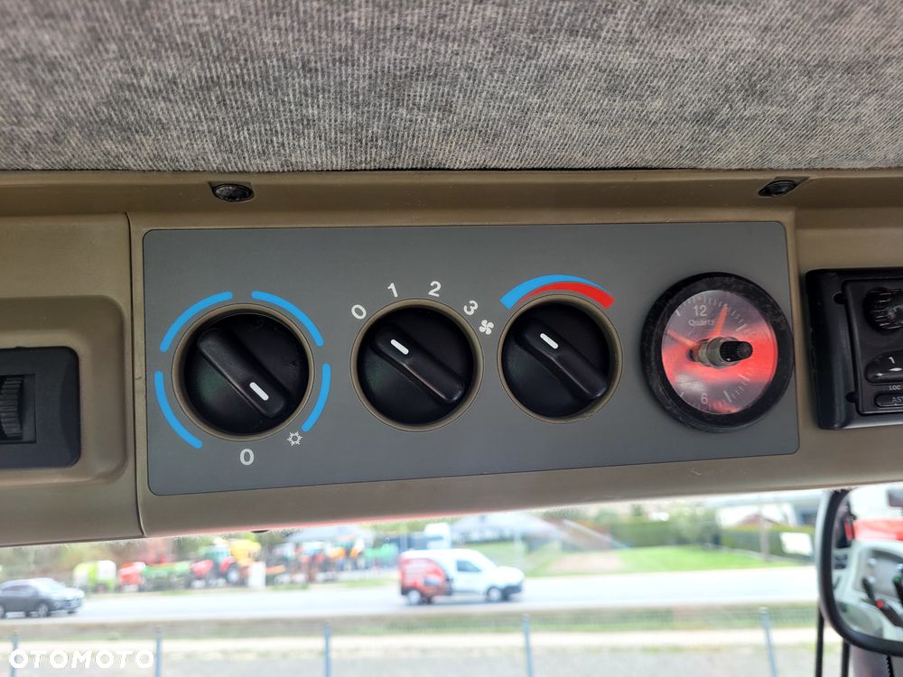 Massey Ferguson 8220 Power Control Xtra - 20