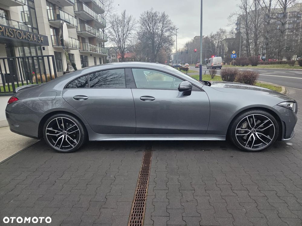 Mercedes-Benz CLS 300 d 4Matic 9G-TRONIC AMG Line - 21