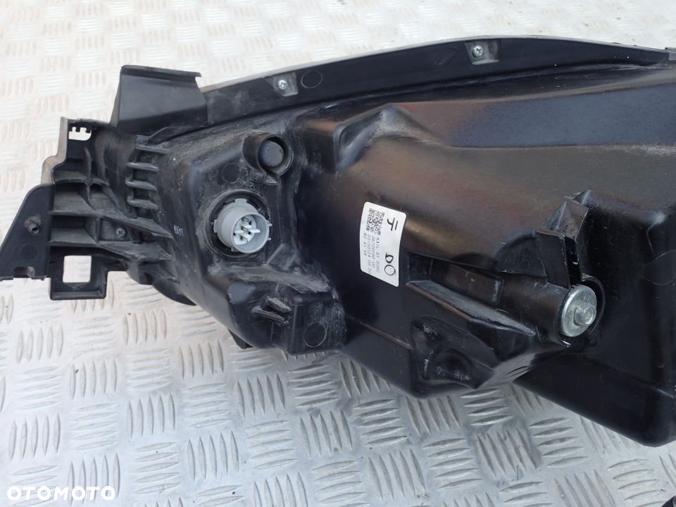 REFLEKTOR PRAWY MAZDA CX-5 XENON LIFT - 2