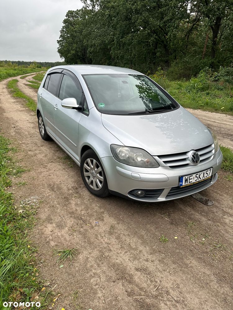 Volkswagen Golf 1.6 FSI Comfortline Tiptr - 3