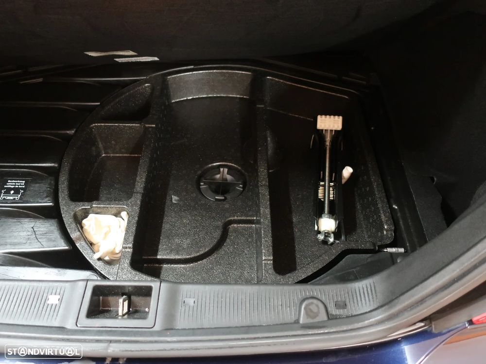 Mercedes-Benz CLK 220 CDi Avantgarde - 13