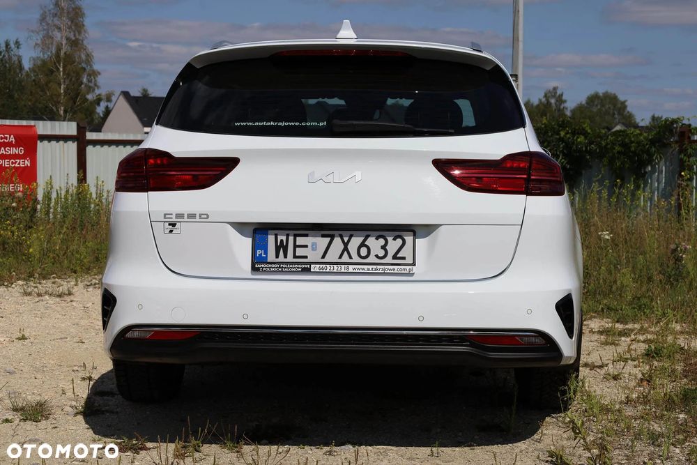 Kia Ceed 1.5 T-GDI M - 8