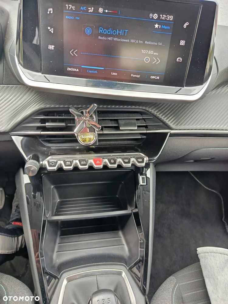 Peugeot 208 1.2 PureTech Style S&S - 5