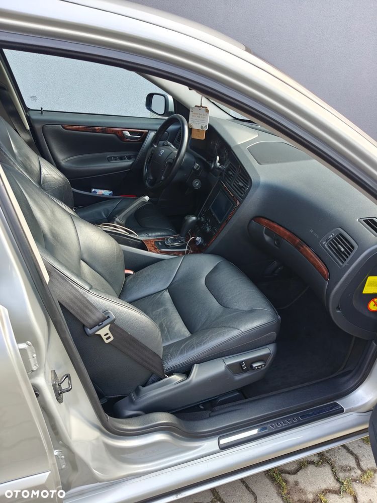 Volvo V70 2.5T Kinetic - 14