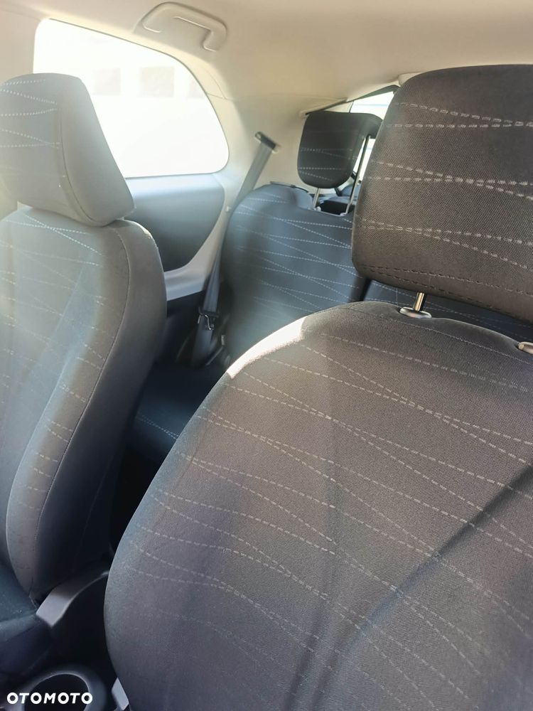 Toyota Yaris 1.3 Terra - 5