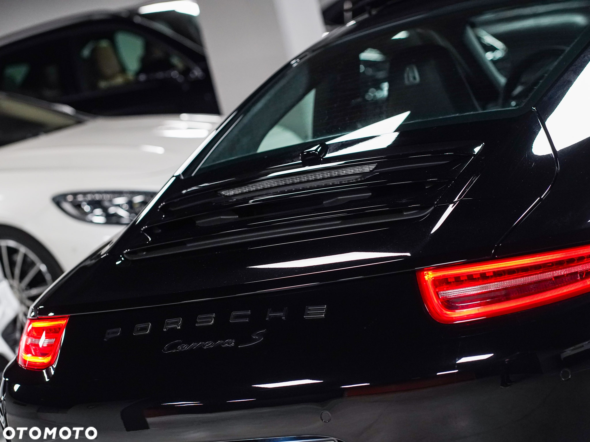 Porsche 911 Carrera S PDK - 32
