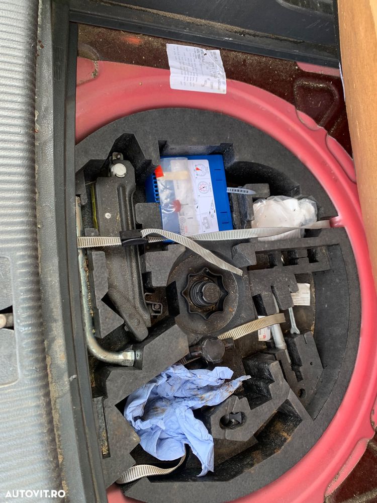 Volkswagen Golf Plus 1.6 FSI Trendline - 13