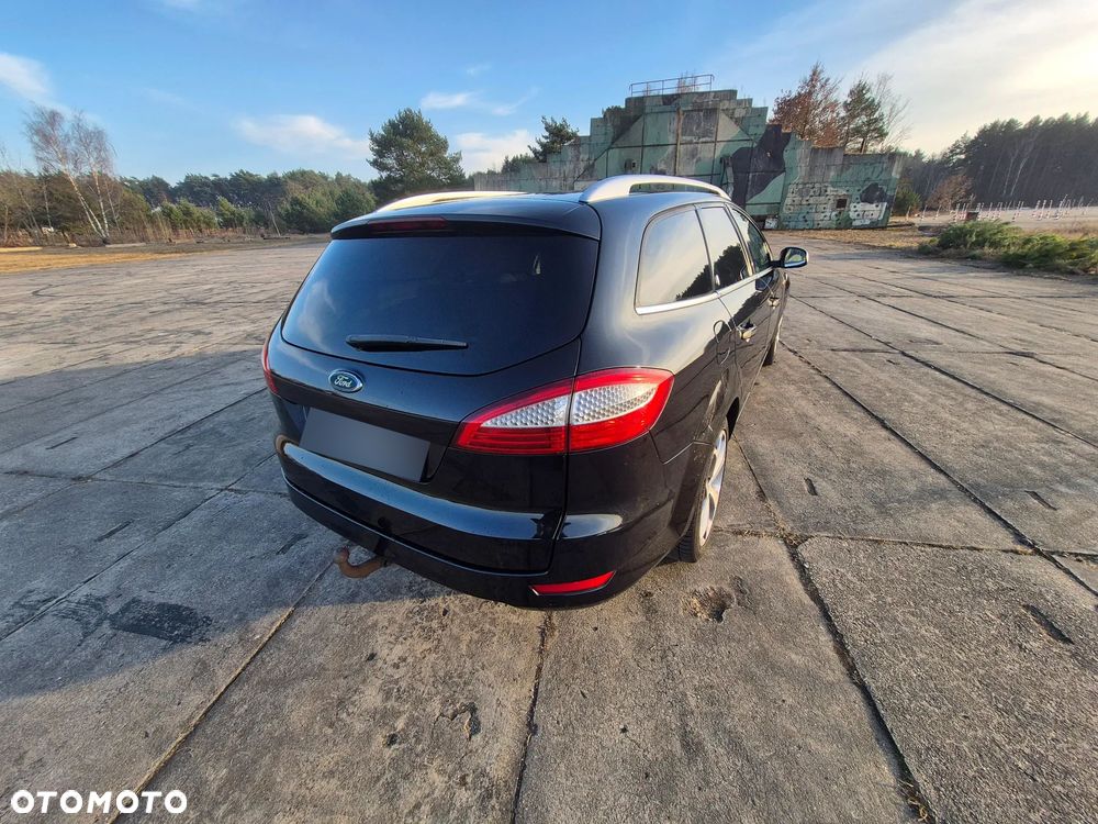 Ford Mondeo 2.0 TDCi Ghia - 24