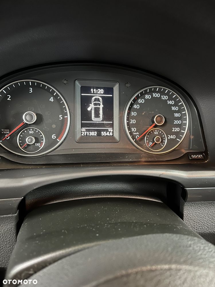 Volkswagen Touran - 7