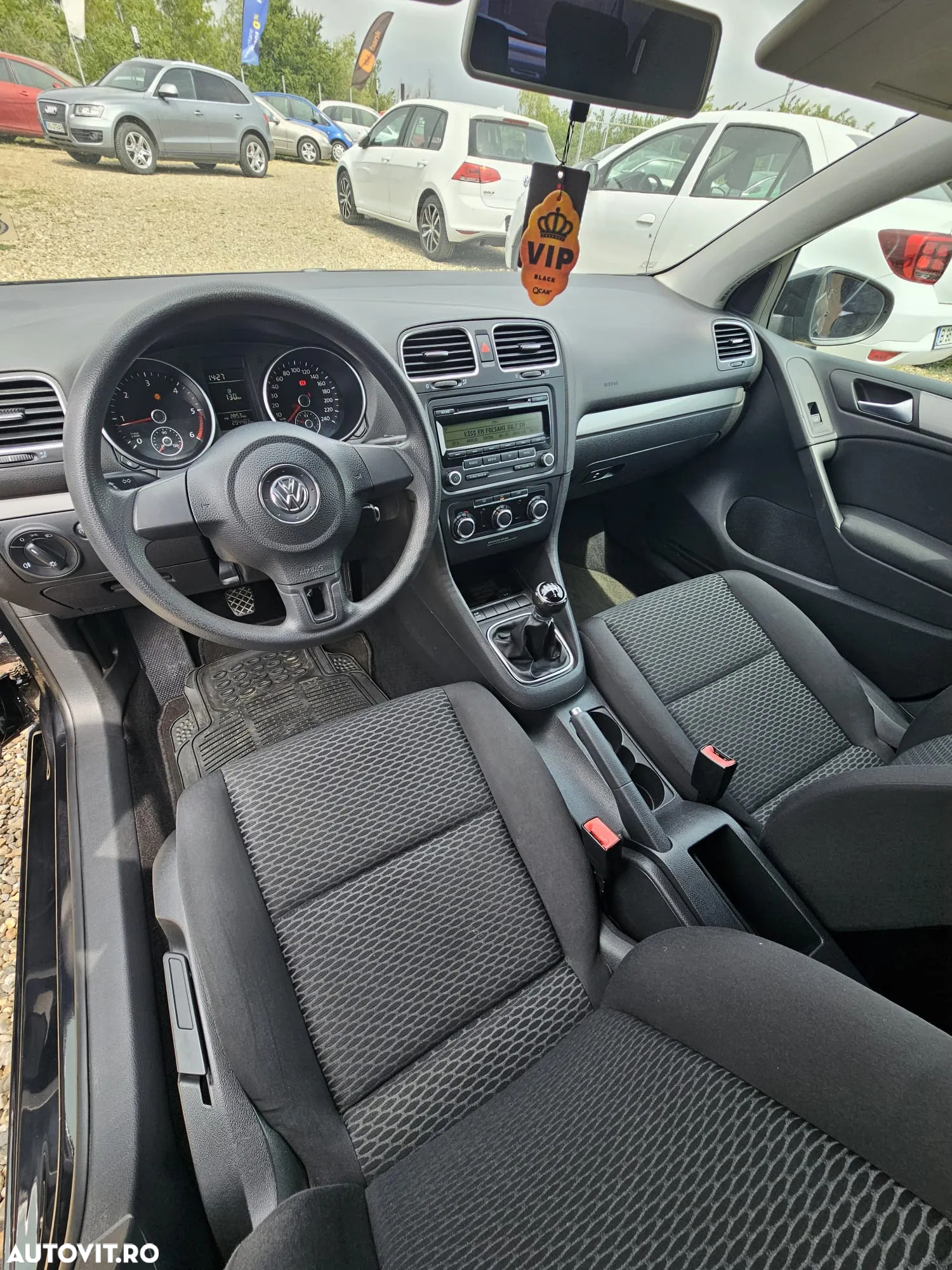 Volkswagen Golf - 12