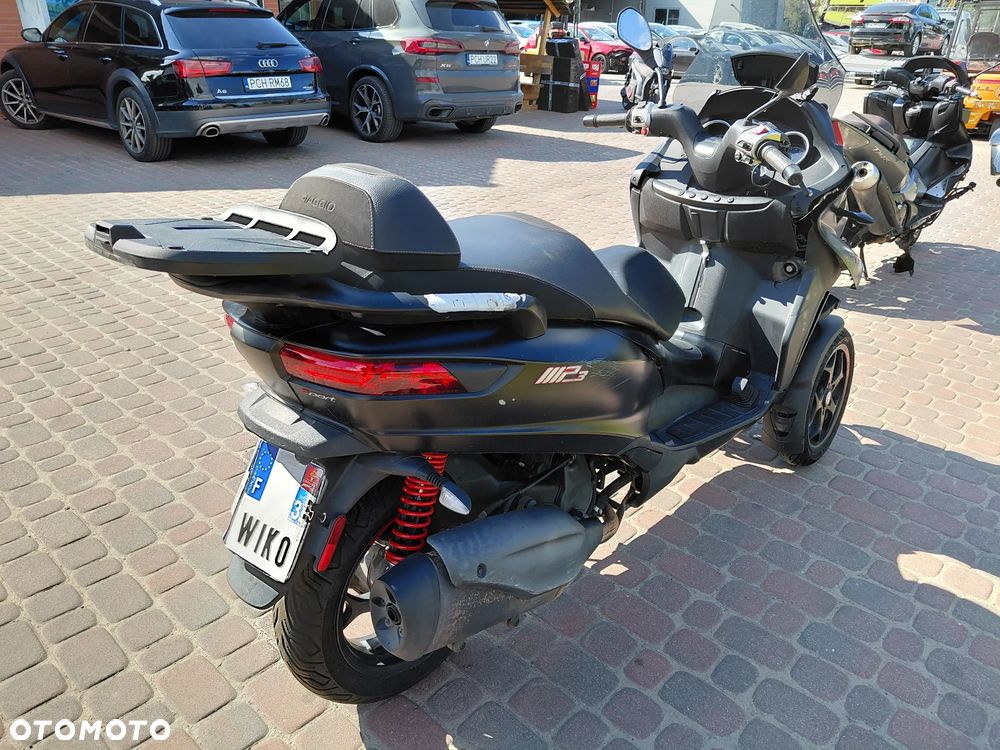 Piaggio MP-3 - 5
