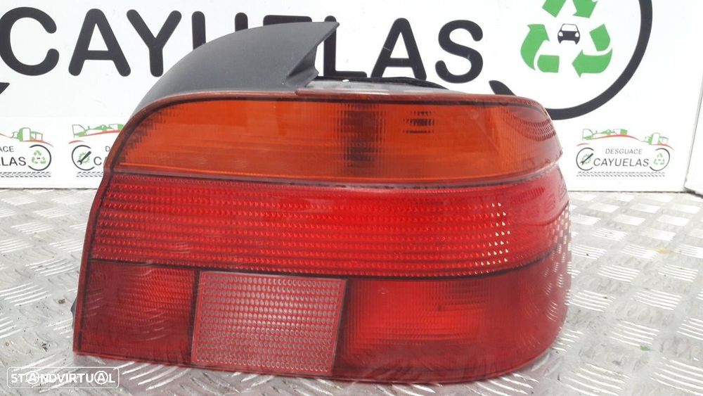 FAROLIM TRASEIRO DIREITO BMW 5 2003 -8358032 - 1