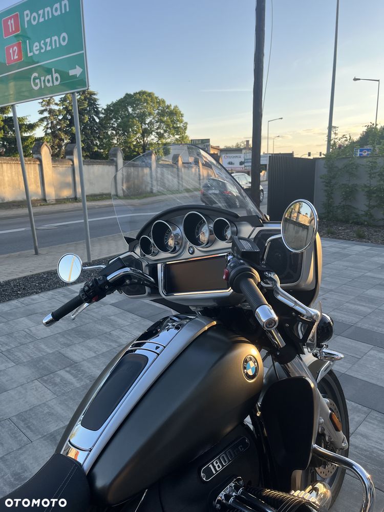 BMW R - 9