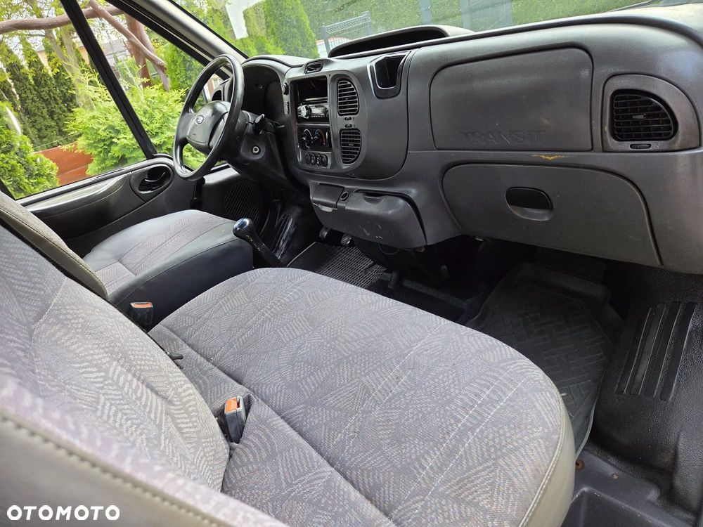 Ford Transit - 10