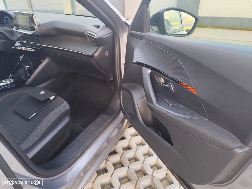 Peugeot e-2008 Active Pack - 14