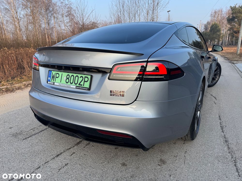 Tesla Model S - 13