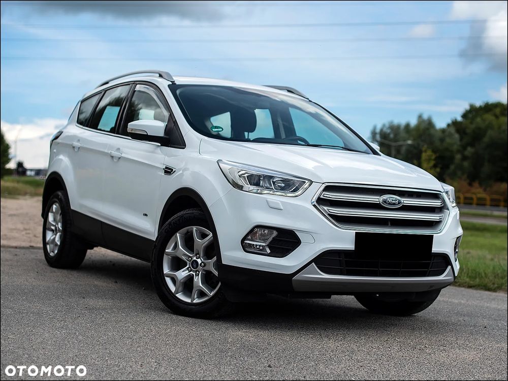 Ford Kuga - 1