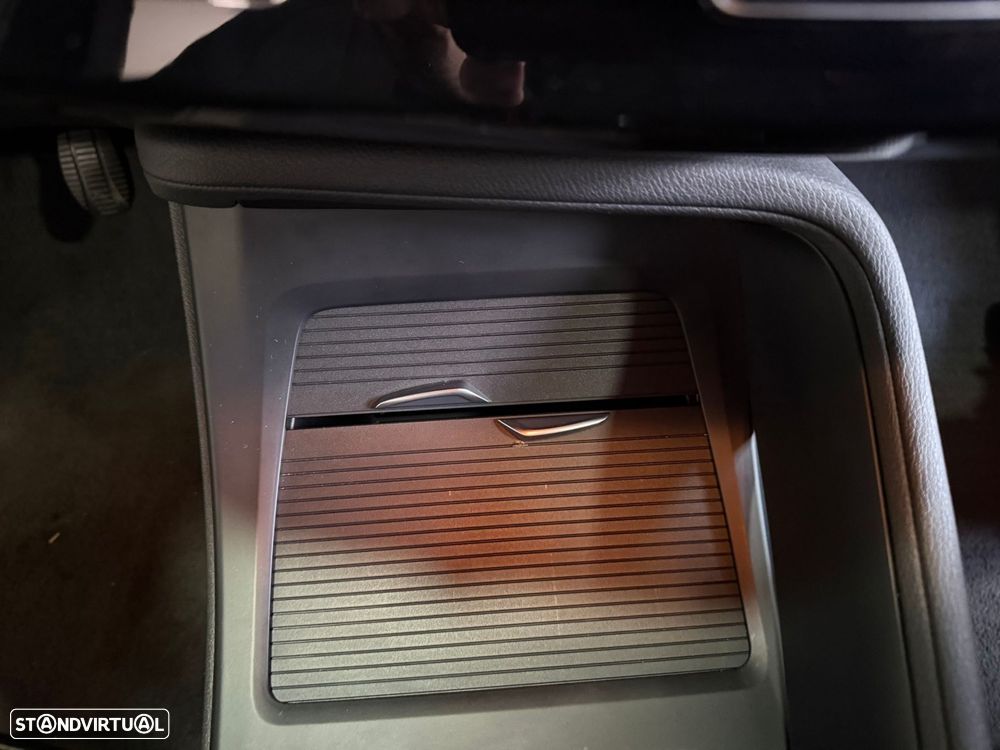 BMW X1 16 d sDrive Advantage - 25