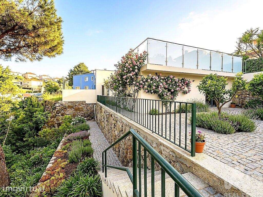 Casa / Villa em Amarante, Madalena, Cepelos e Gatão de 445 m2 - Grande imagem: 3/13