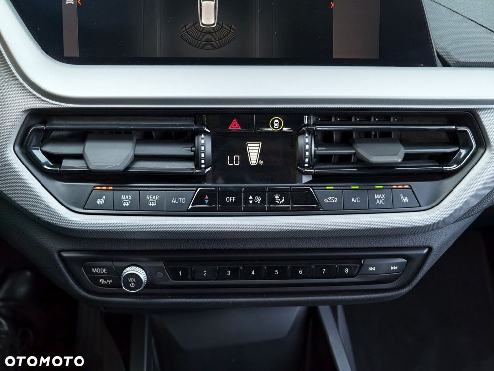 BMW Seria 1 - 12