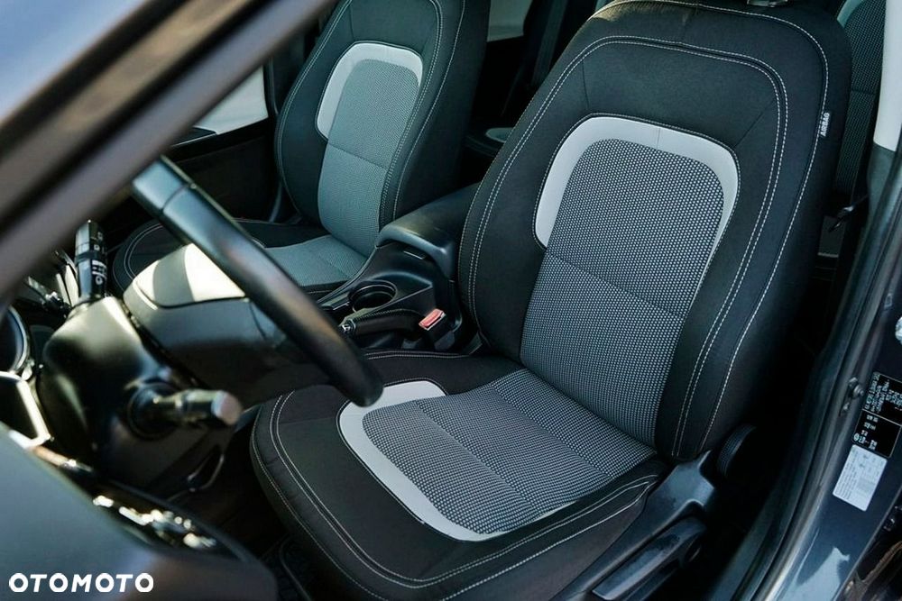 Kia Ceed - 19