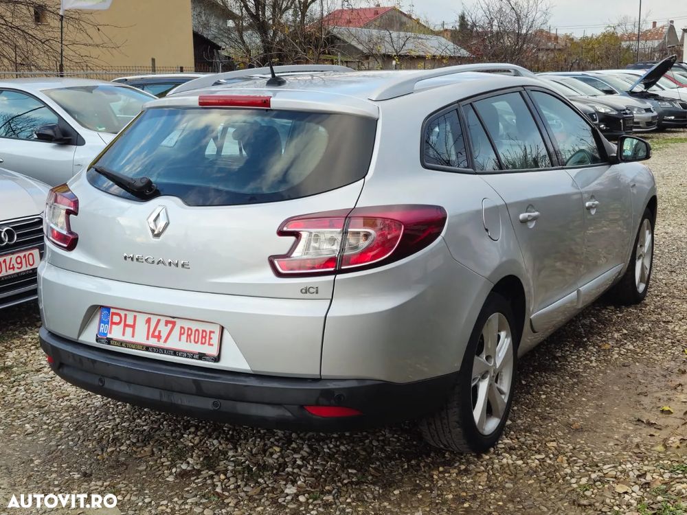 Renault Megane ENERGY dCi 110 Start & Stop Bose Edition - 4