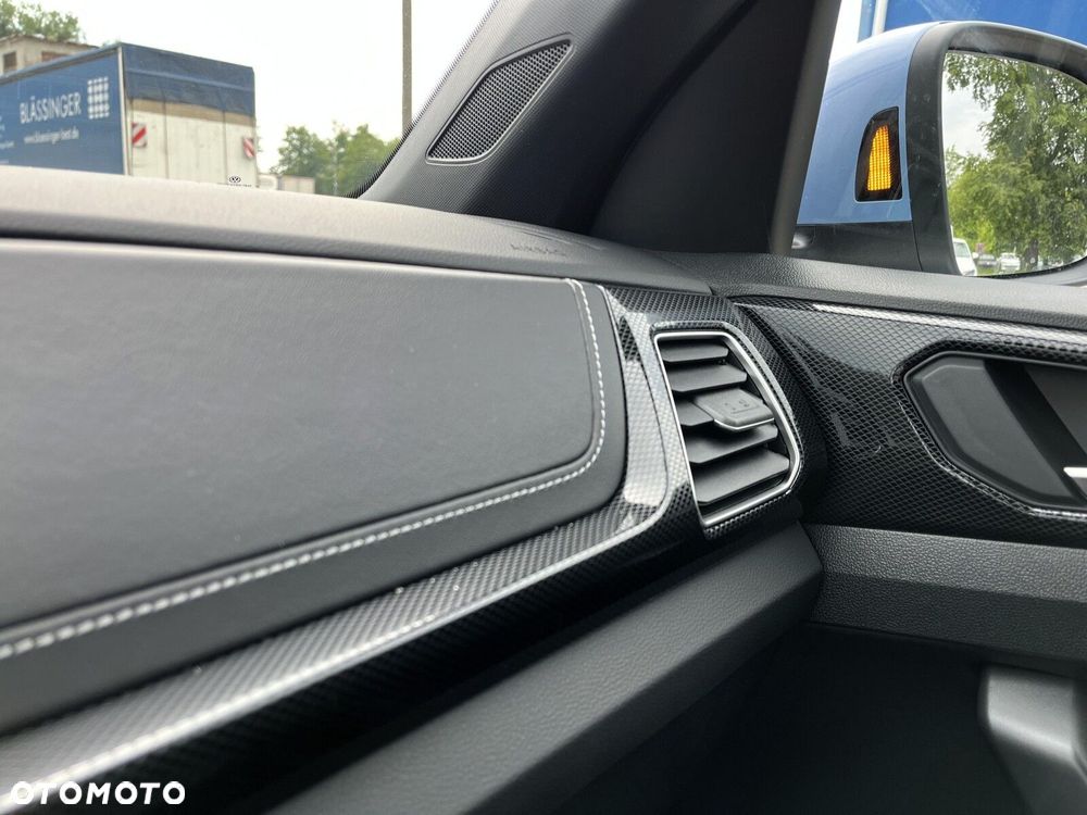 Volkswagen T-Cross 1.0 TSI R-Line Plus DSG - 23